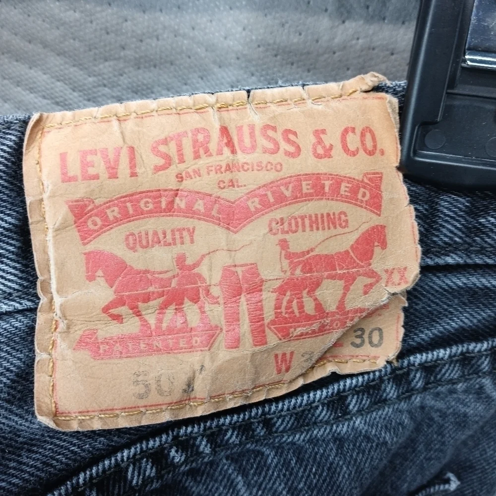 Levi's 501xx men's button fly black jeans sz 36x30. 300 5pm